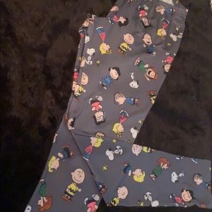 Snoopy/Peanuts grey leggings